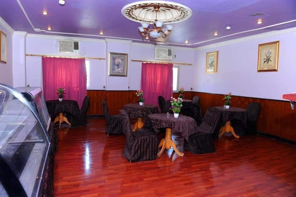 Bab Al Bahrain Hotel Manama Exterior photo